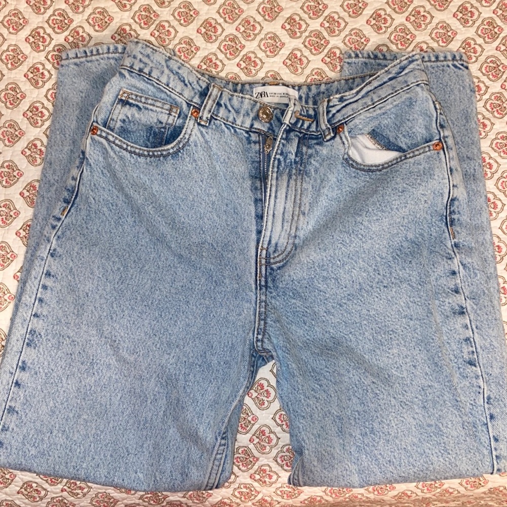 Zara Straight Leg Light Wash Jeans